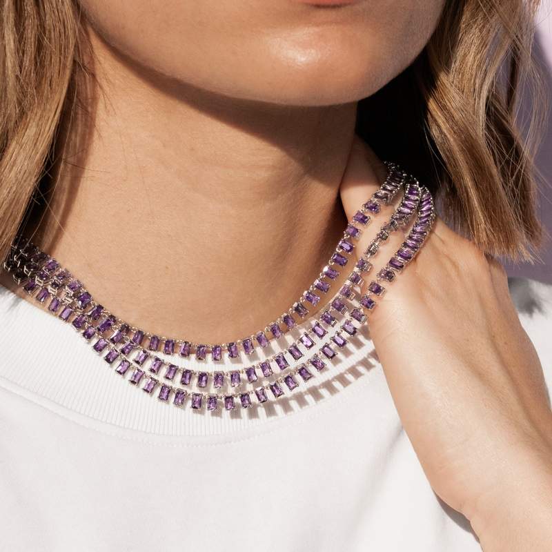 Zilveren ketting 925 met paarse zirkonia's, 43 cm - gedragen 1