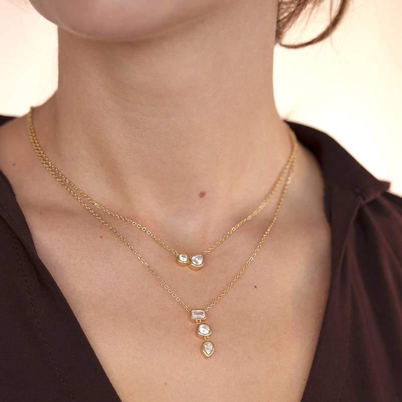 Collier vermeil zirconias 45 cm - vue porté 1