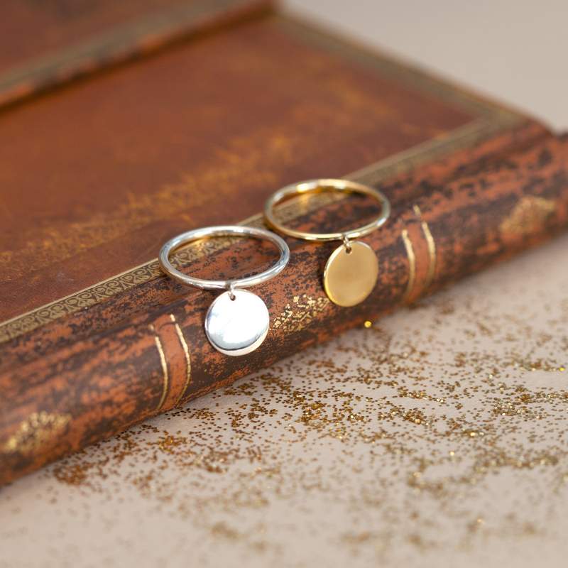 Bague plaqué or médaille personnalisable - vue D1