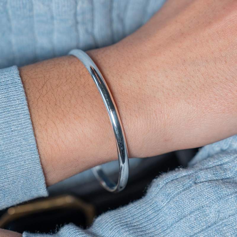 Bracelet jonc argent 925 bombé - vue porté 1