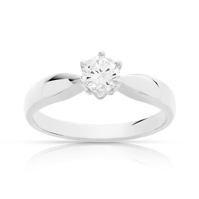 Bague solitaire or 750 blanc diamant 40/100e de carat