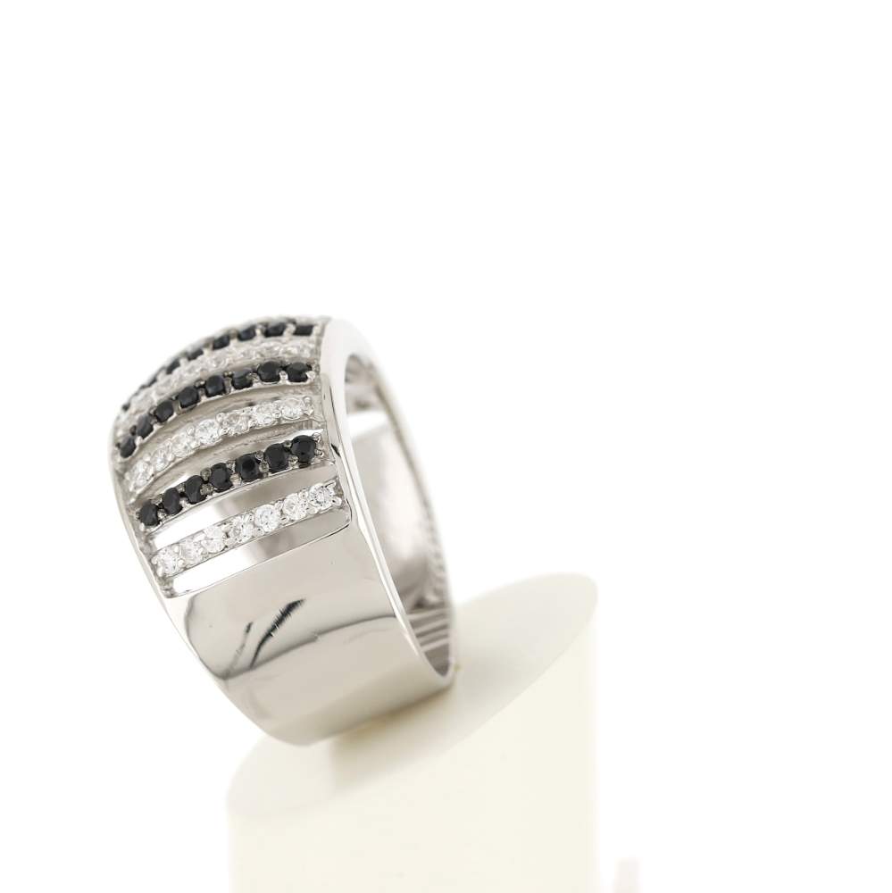 Bague argent 925 et ruthénium noir, spinelles noires et zirconias - vue 7