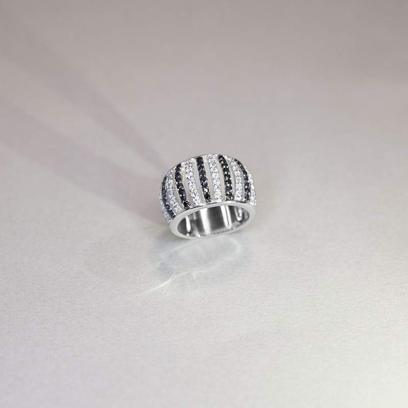 Bague argent 925 et ruthénium noir, spinelles noires et zirconias - vue D3