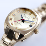 Montre mixte automatique acier doré bracelet acier doré - vue D3