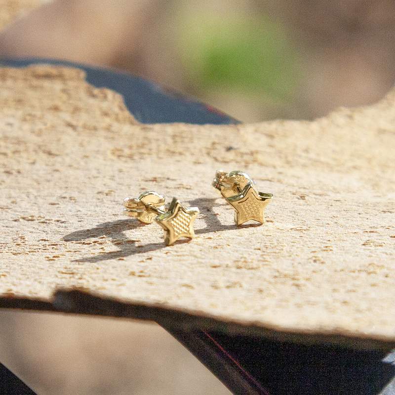 Boucles d'oreilles or jaune 375 étoile - vue D3