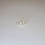 Boucles d'oreilles brisures or jaune 375 zirconias. Motif coeur. - vue D3