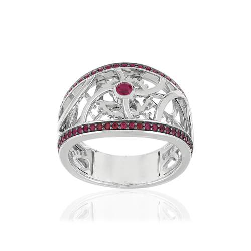 Bague Vesontio or blanc 750, rubis total 50/100e de carat.