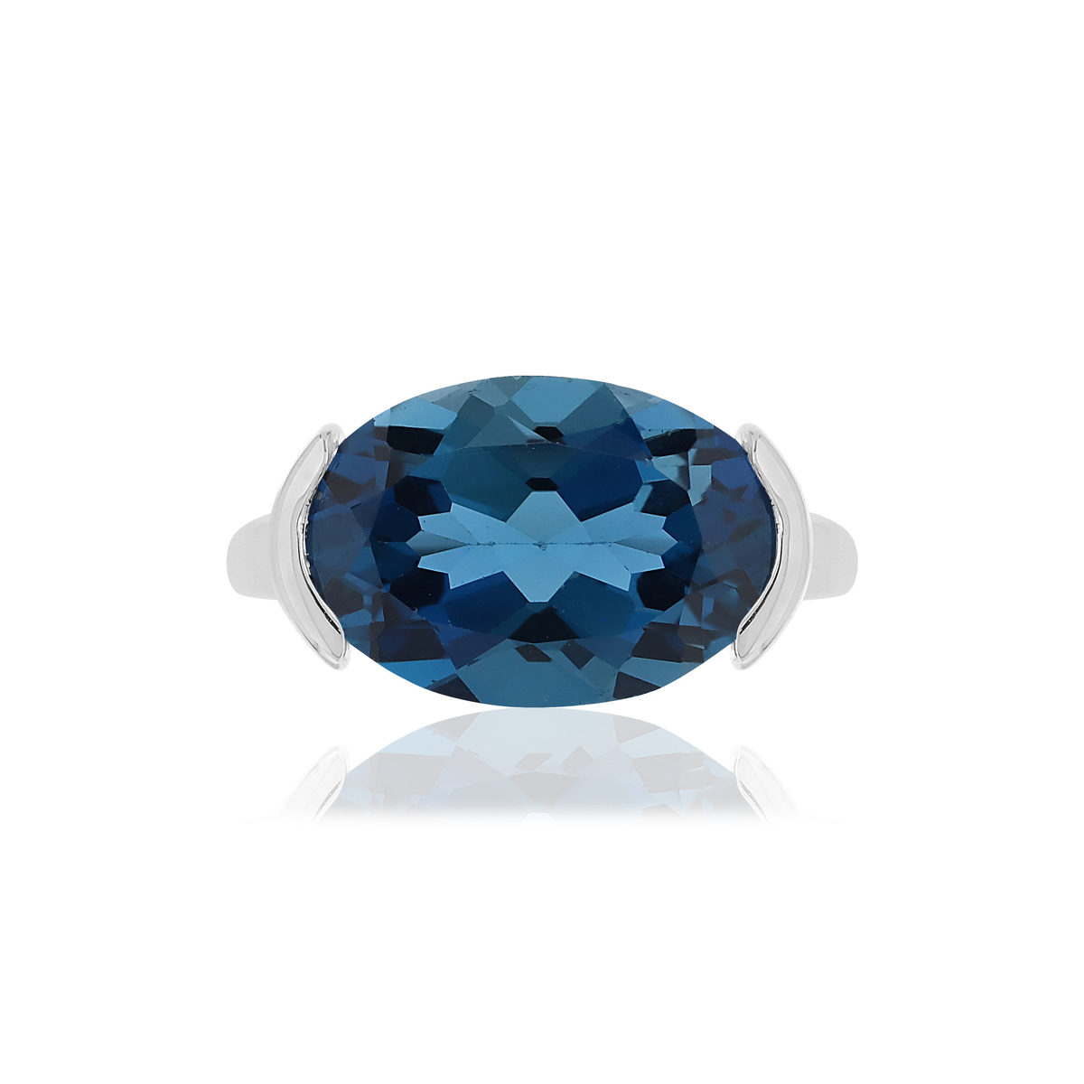 Bague or blanc 750, 1 topaze London Blue traitée de 7,42 carats. - vue 3