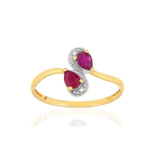 Bague or 375 2 tons, rubis et diamants.