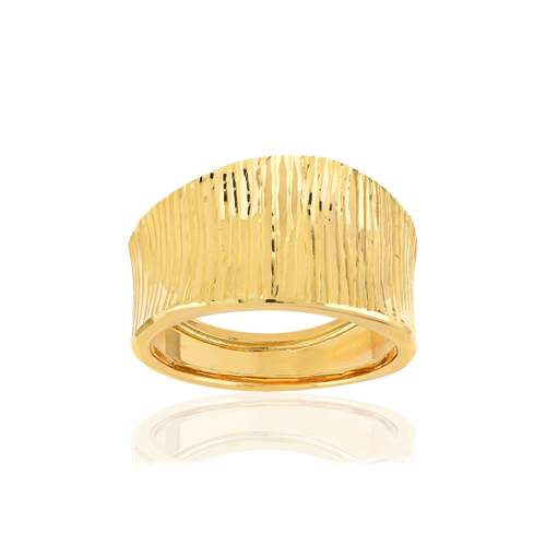 Bague or jaune 375, effet ciselé.