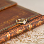 Bague or 375 2 tons diamants, motif goutte - vue D1