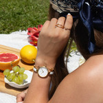 Bague plaqué or zirconias motif soleil - vue porté 1