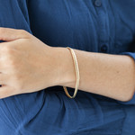 Bracelet plaqué or maille anglaise 18 cm - vue porté 1