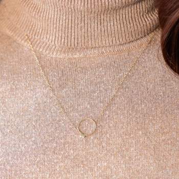 Collier or 375 jaune 45 cm motif anneau et papillon 45 cm