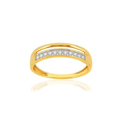 Gold ring 375 yellow diamonds