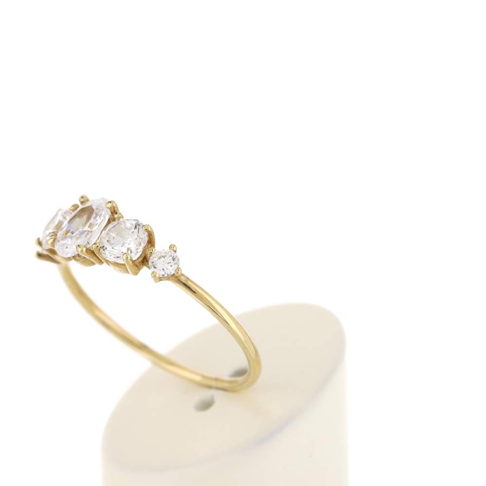 Bague or 375 jaune zirconias blancs - vue 4