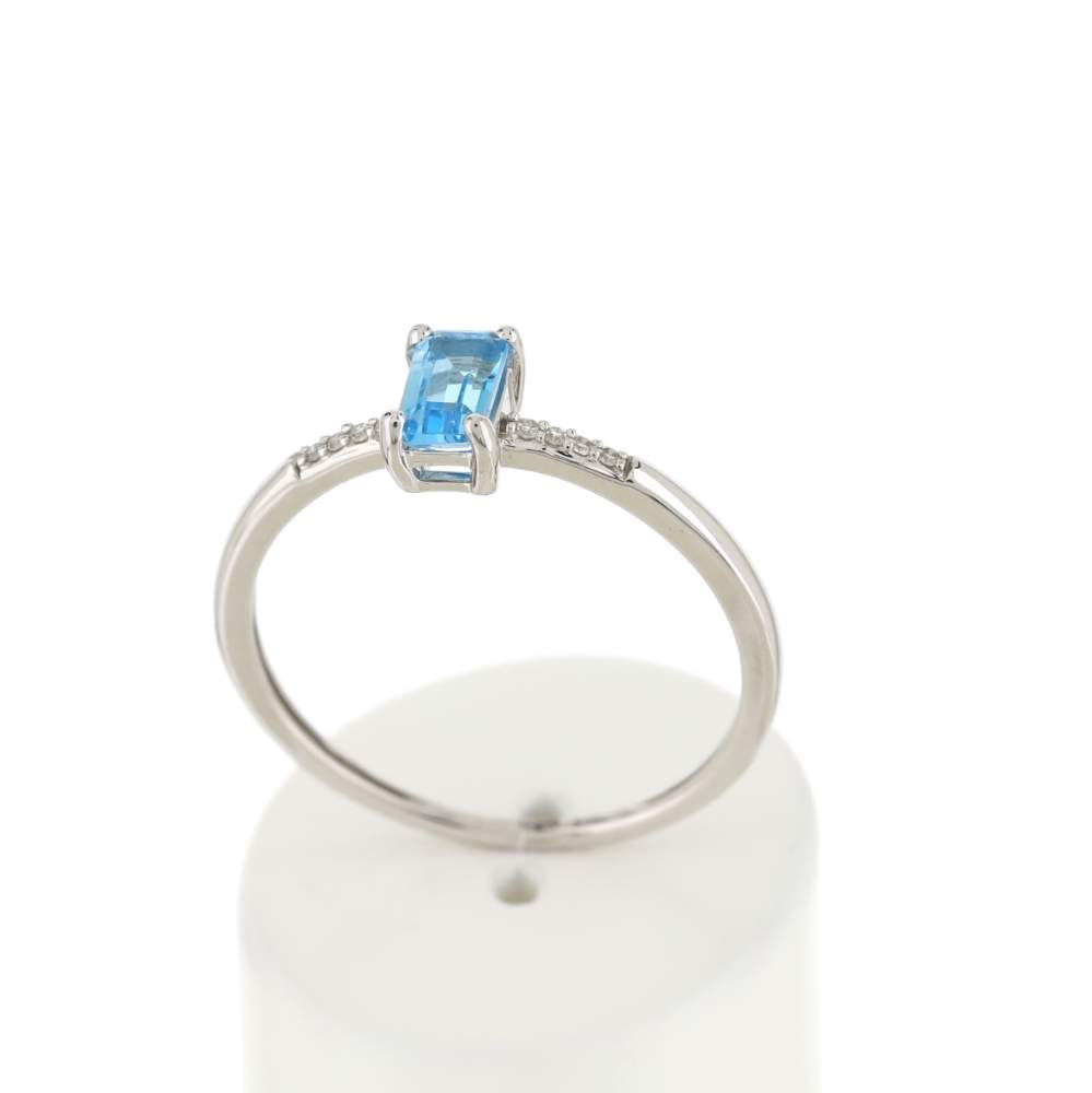 Bague or blanc 375 topaze bleue traitée et diamants - vue 2