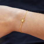 Bracelet plaqué or motif étoile 18 cm - vue porté 1