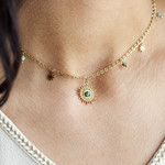 Collier acier jaune pierres naturelles soleil 43 cm - vue porté 1