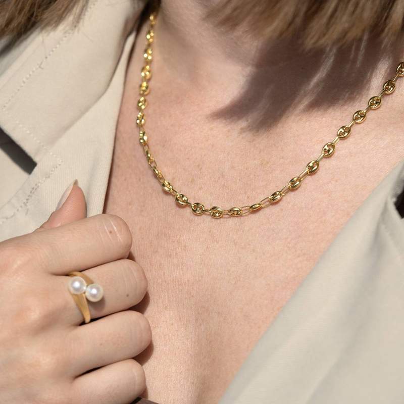 Collier or 375 jaune ,maille grain de café, 45 cm - vue porté 2