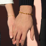 Bracelet or 375 jaune, maille grain de café, 18.5 cm - vue porté 1