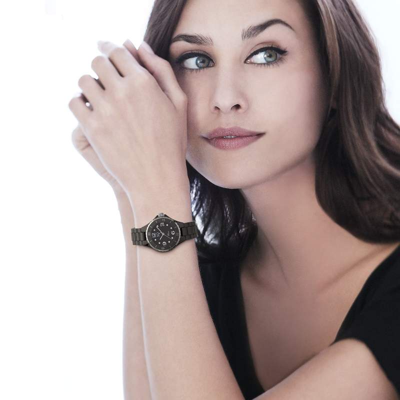 Montre Stay Original femme acier céramique - vue porté 1