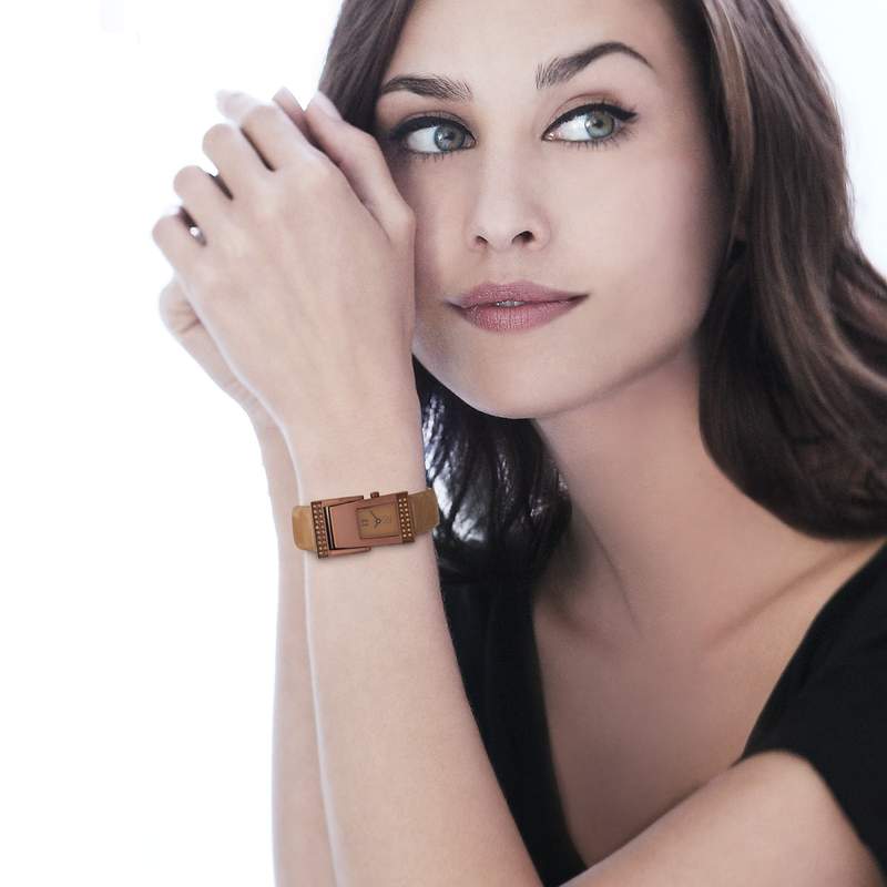 Montre Stay Original femme bracelet cuir - vue porté 1