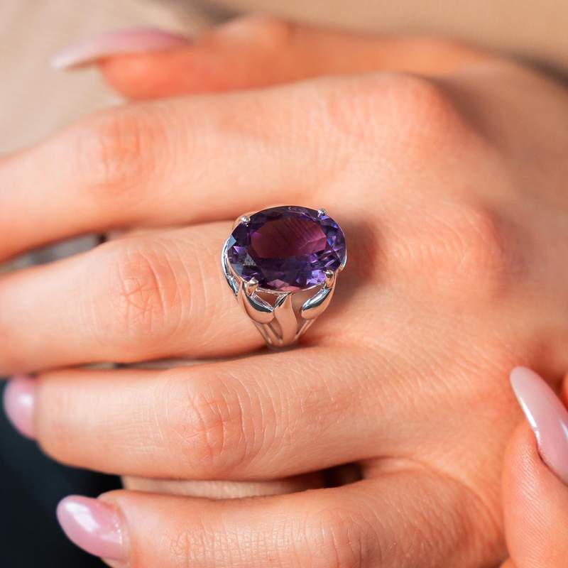Bague argent 925 améthyste 7.50 carats - vue porté 1
