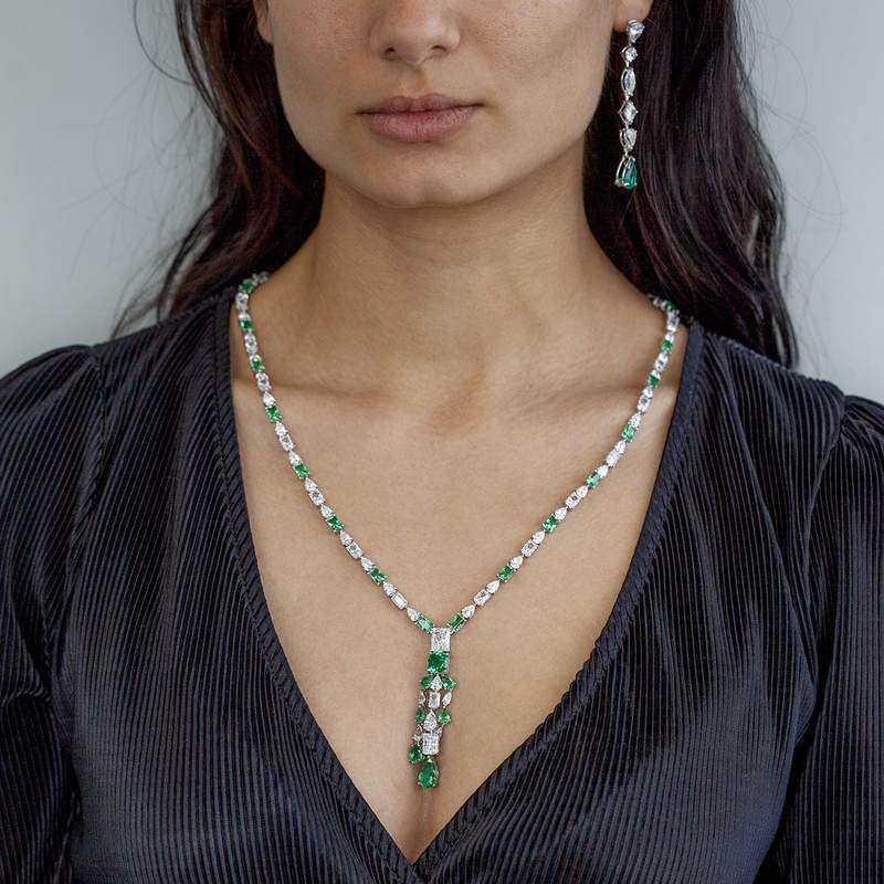 Collier argent 925 zirconias 60 cm - vue porté 2
