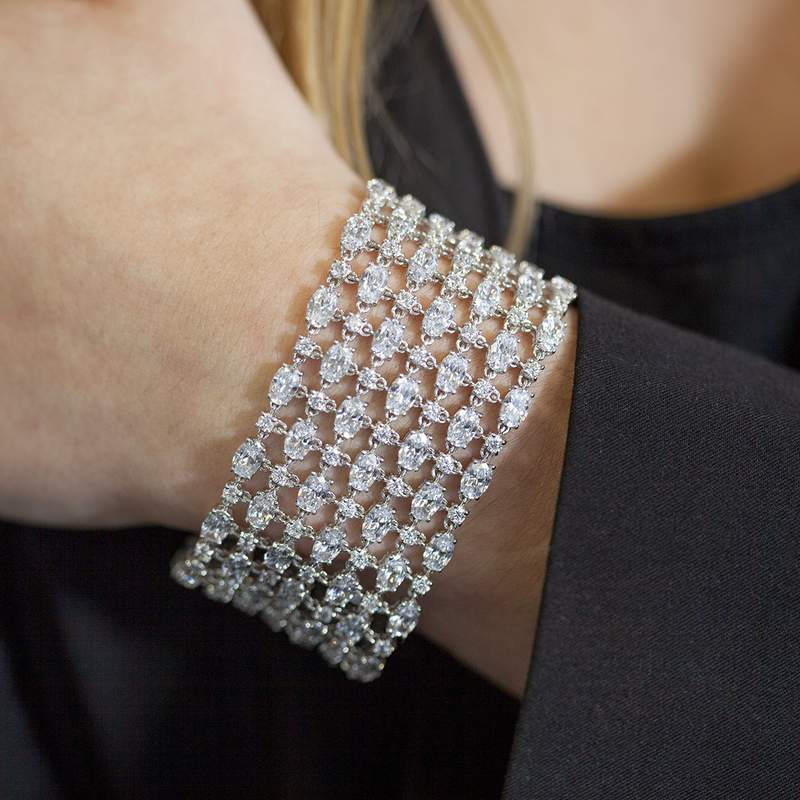 Bracelet argent 925 zirconias 17 cm - vue porté 1