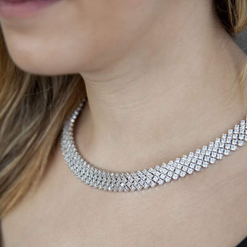 Collier argent 925 zirconias 43 cm - vue porté 1
