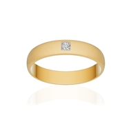 Alliance or 750 jaune sablé demi-jonc 4mm diamant princesse