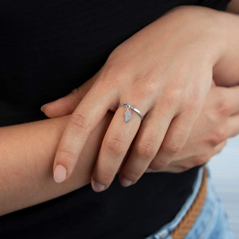 Bague argent 925, pampille plume. - vue porté 1