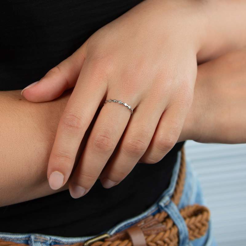 Bague argent 925 motif rond et losange martelé - vue porté 1