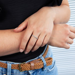 Bague argent 925 perlée, zirconias, motif losange et marquise. - vue porté 1