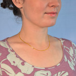 Collier acier jaune longueur réglable 40 à 45 cm - vue porté 2