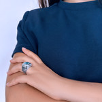 Bague argent 925 pierre synthétique bleue zirconias - vue porté 2