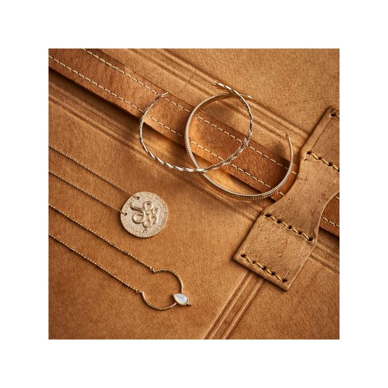 Collier doré nacre d'imitation 45 cm - vue D2