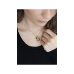 Collier laiton doré verseau pampilles grenet 48 cm - vue porté 2