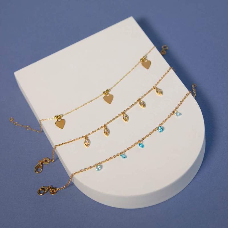Bracelet plaqué or jaune, motif feuille zirconias 18 cm - vue D1