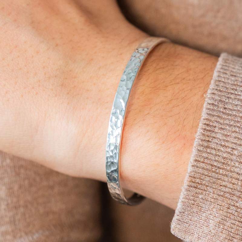 925 zilveren armband hamerslag effect 56 mm - gedragen 1 bekijken