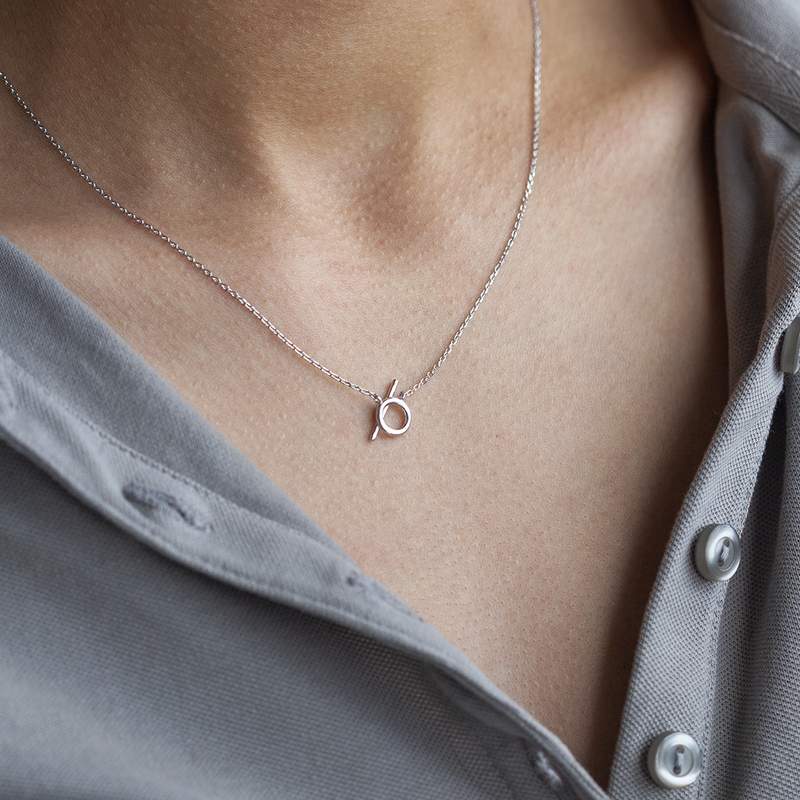 Collier argent 925 motif fermoir T/bar 45cm - vue porté 1