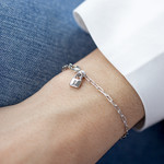 Bracelet argent 925, motif cadenas zirconia 18 cm - vue porté 1