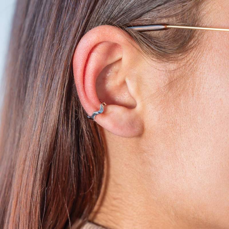 Clip d'oreille earcuff argent 925 effet ondulé vendu à l'unité - vue porté 1