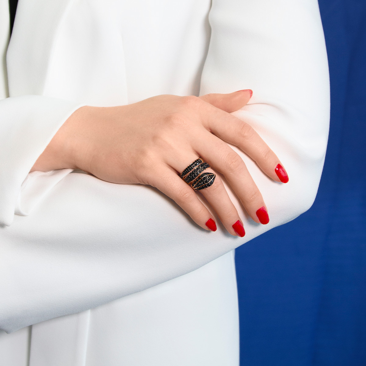 Bague argent 925 rose et ruthénium noir, zirconias - vue porté 2