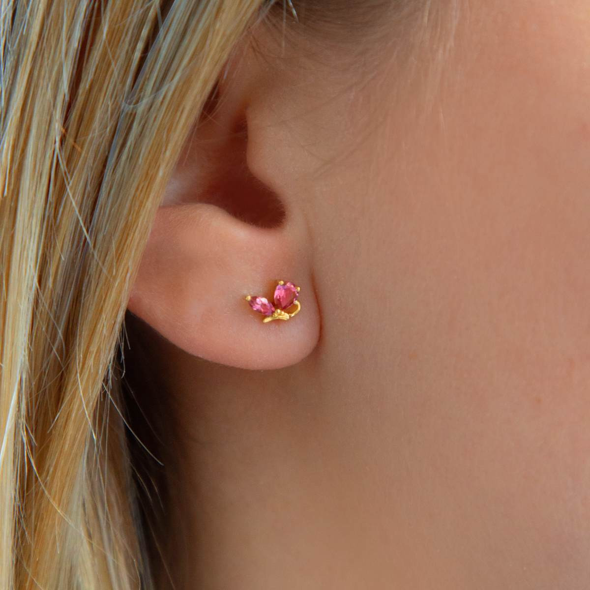 Boucles d'oreille or 375 jaune tourmalines - vue porté 1