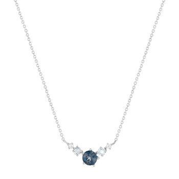 Ketting van 375 witgoud met behandelde blauwe topaas, 45 cm, met verstelring tot 42 cm