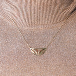 Collier or 375 jaune 45 cm avec anneau de raccourcissement à 42cm - vue porté 2