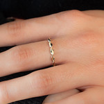 Bague or 375 jaune - vue porté 1