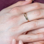 Bague or 375 jaune - vue porté 1